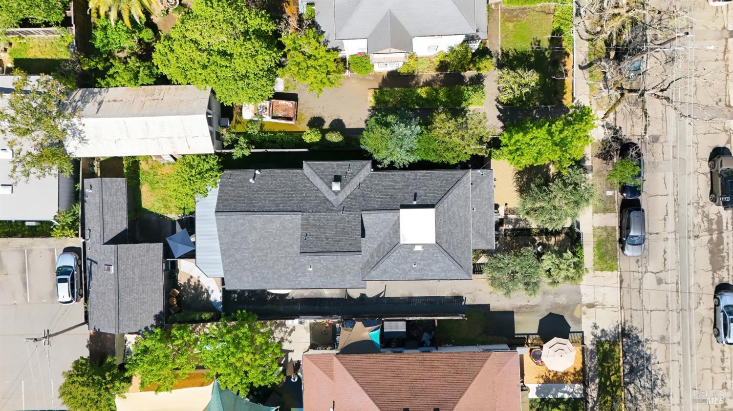 1433 Oak Avenue St. Helena CA 94574