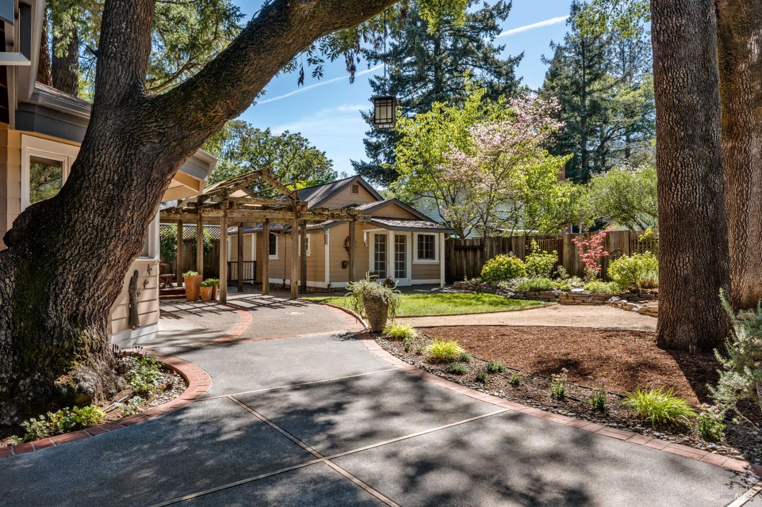 250 N Hope Street Ukiah CA 95482