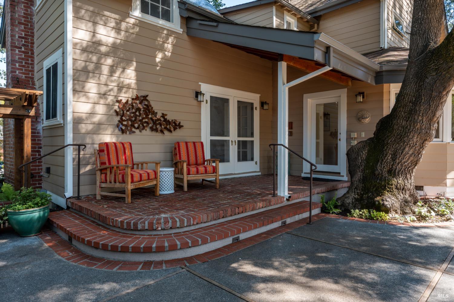 250 N Hope Street Ukiah CA 95482