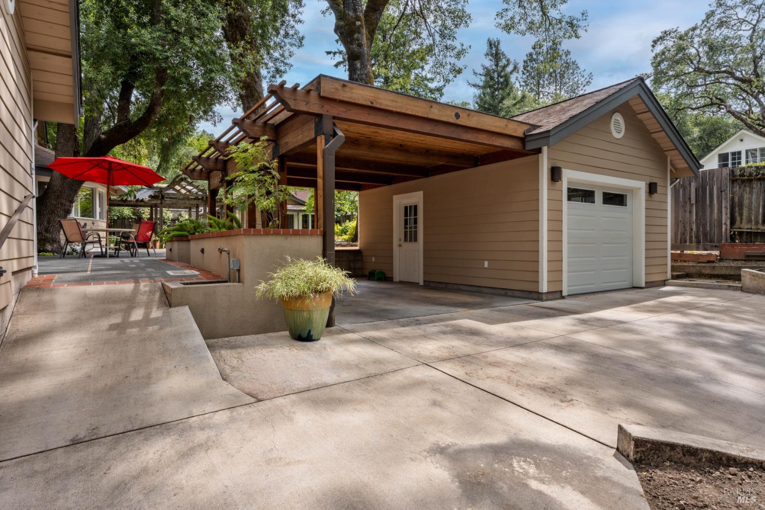 250 N Hope Street Ukiah CA 95482