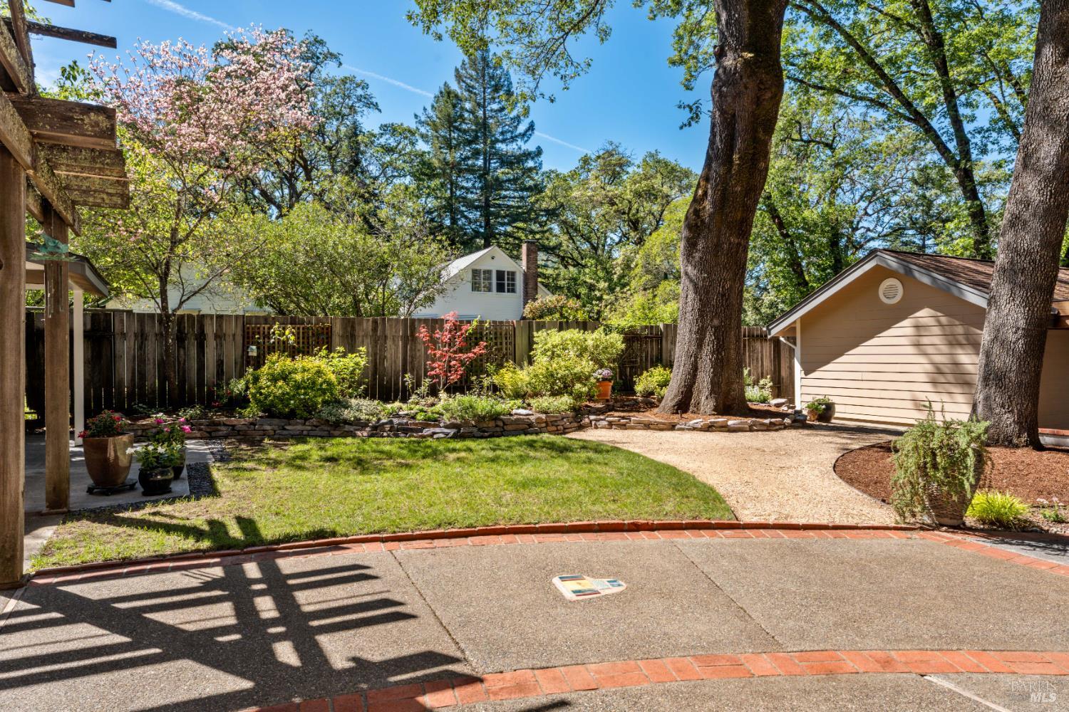 250 N Hope Street Ukiah CA 95482