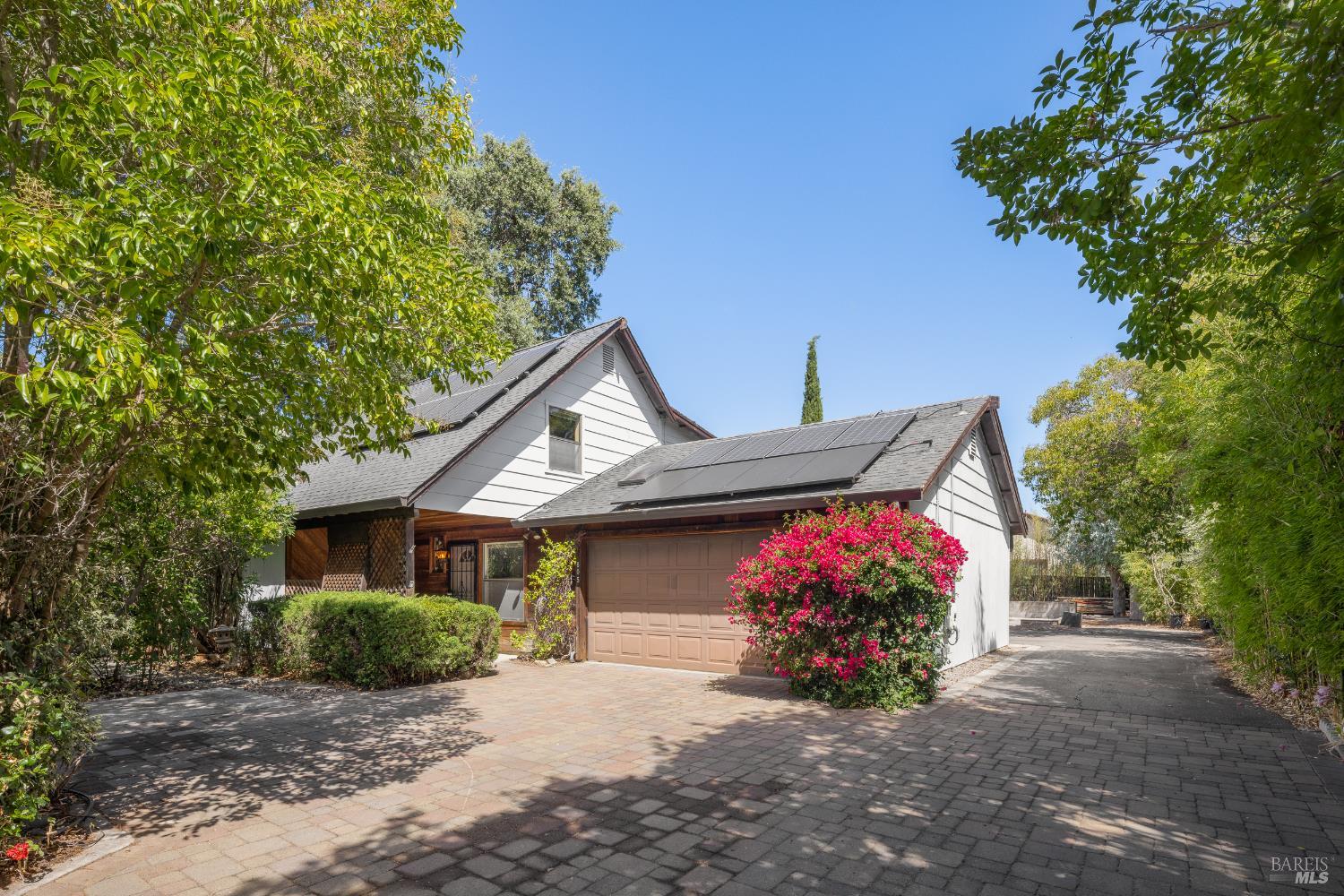 605 Curtin Lane Sonoma CA 95476