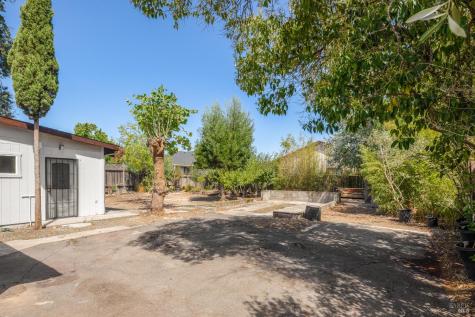 605 Curtin Lane Sonoma CA 95476