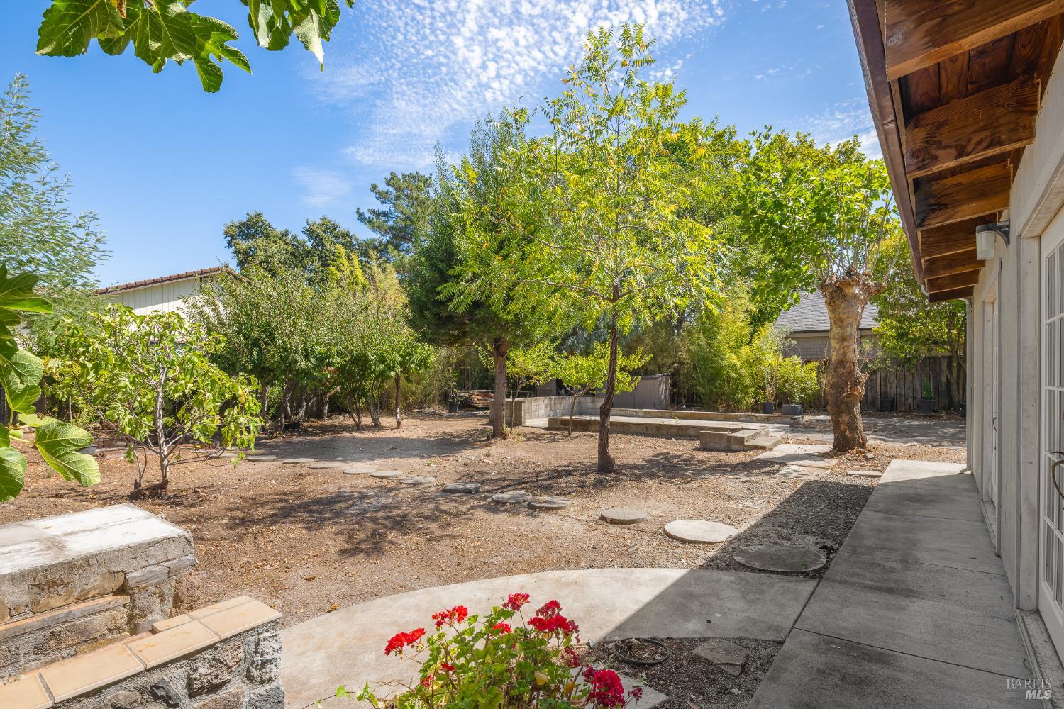 605 Curtin Lane Sonoma CA 95476