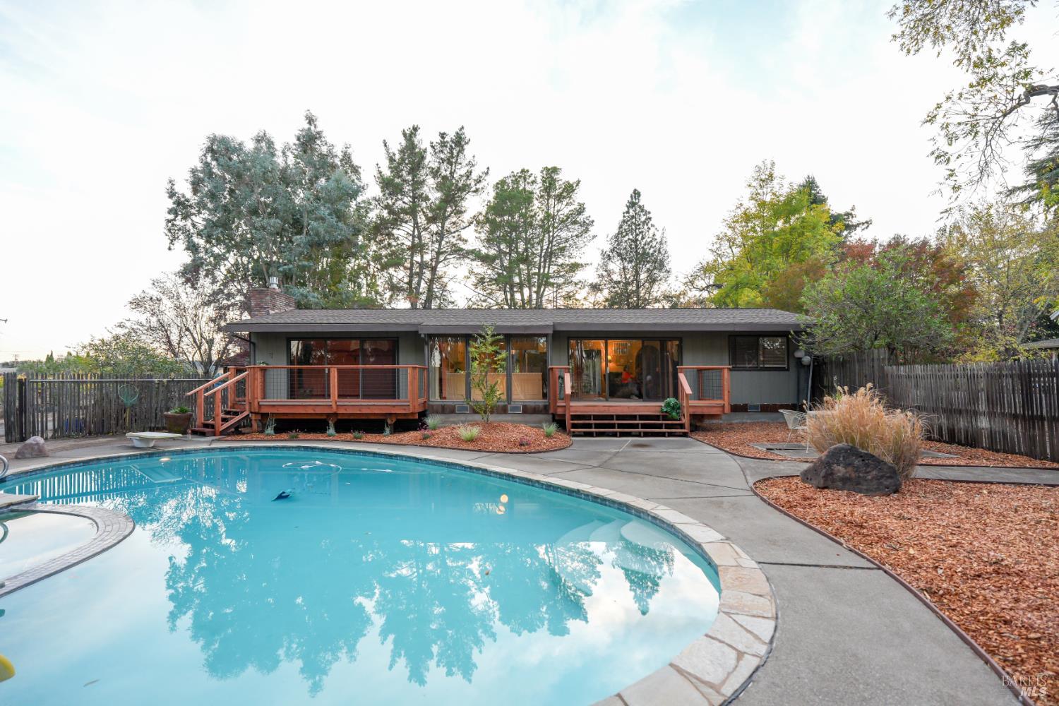 19409 Olive Avenue El Verano CA 95476