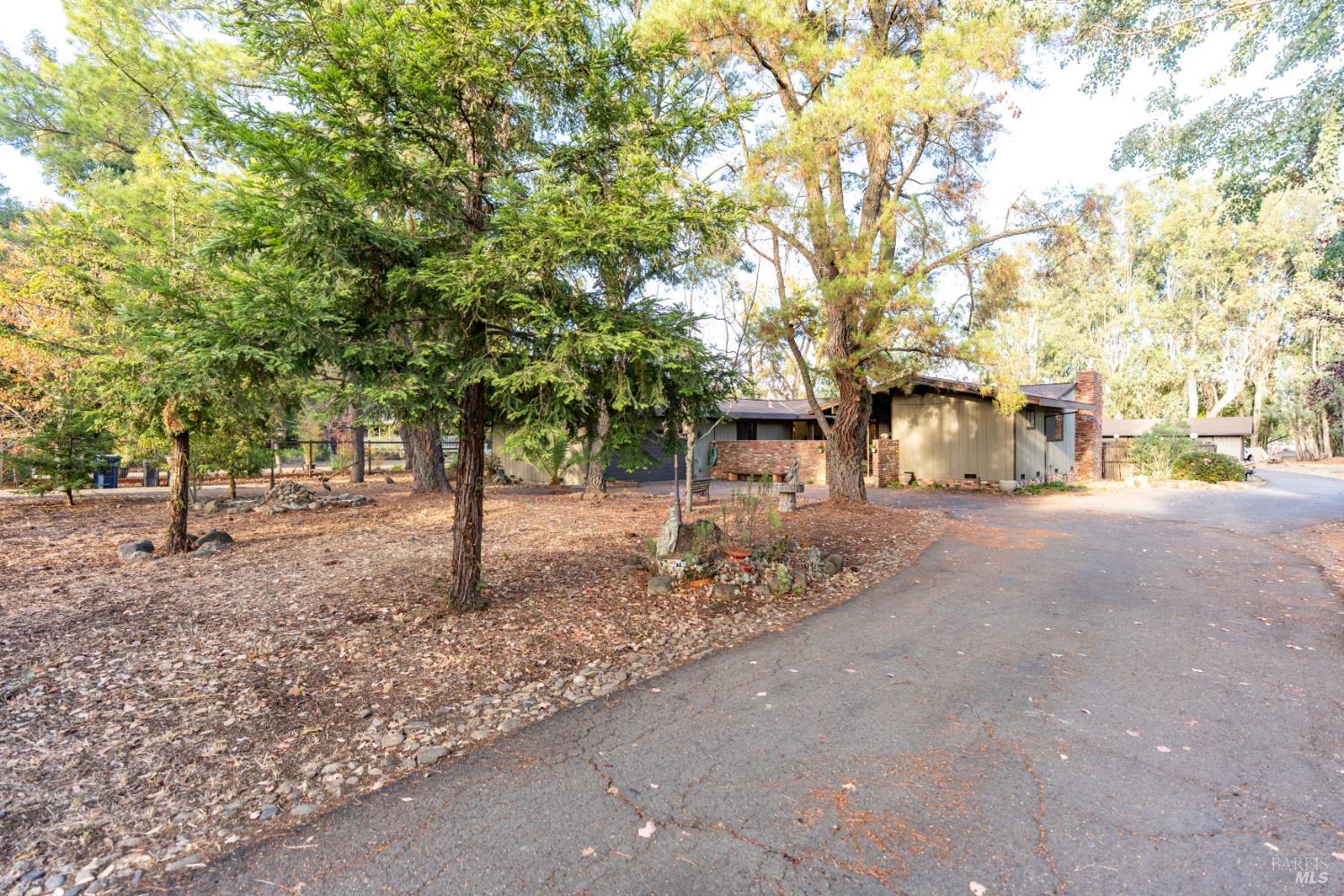19409 Olive Avenue El Verano CA 95476