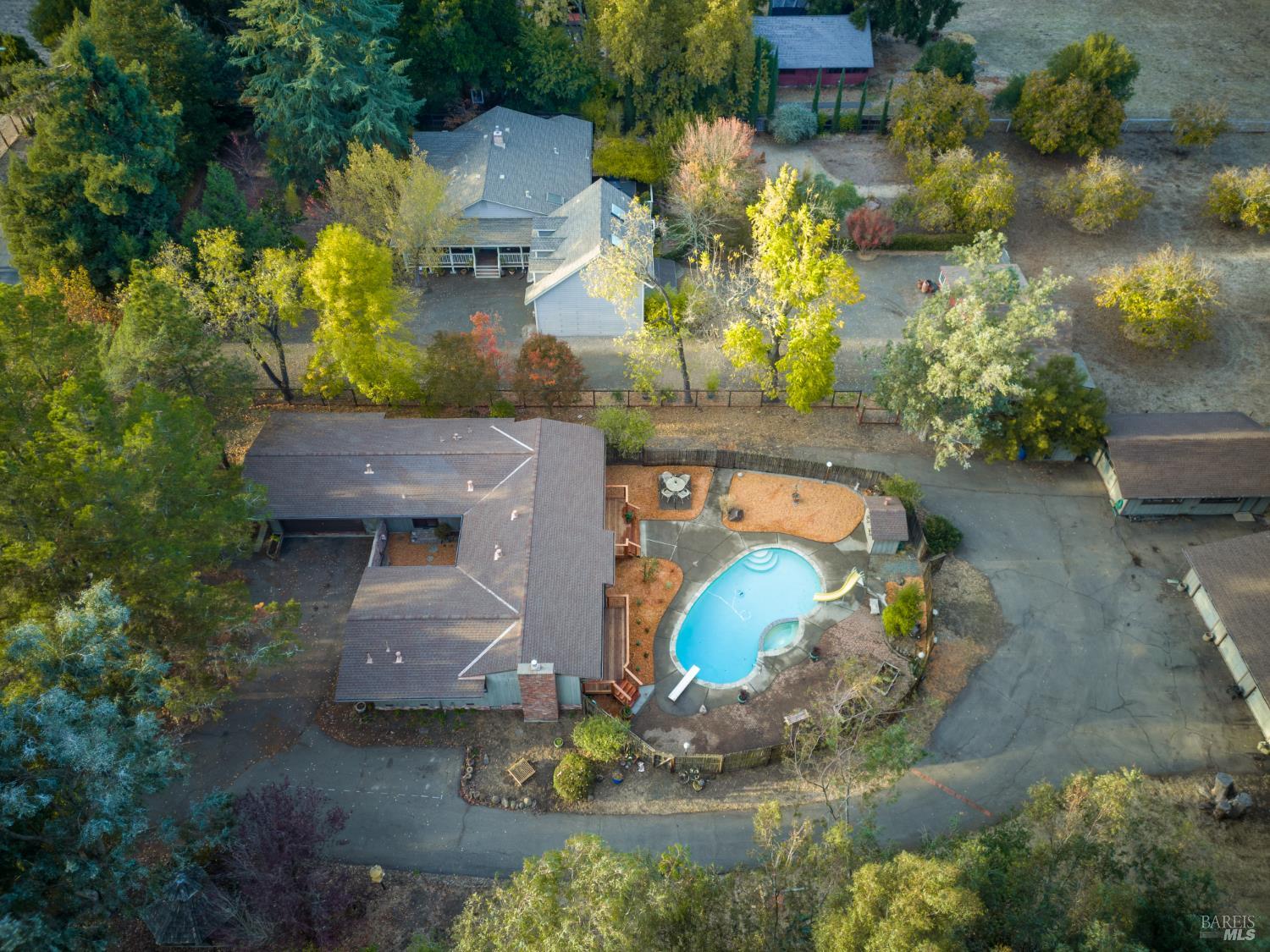 19409 Olive Avenue El Verano CA 95476