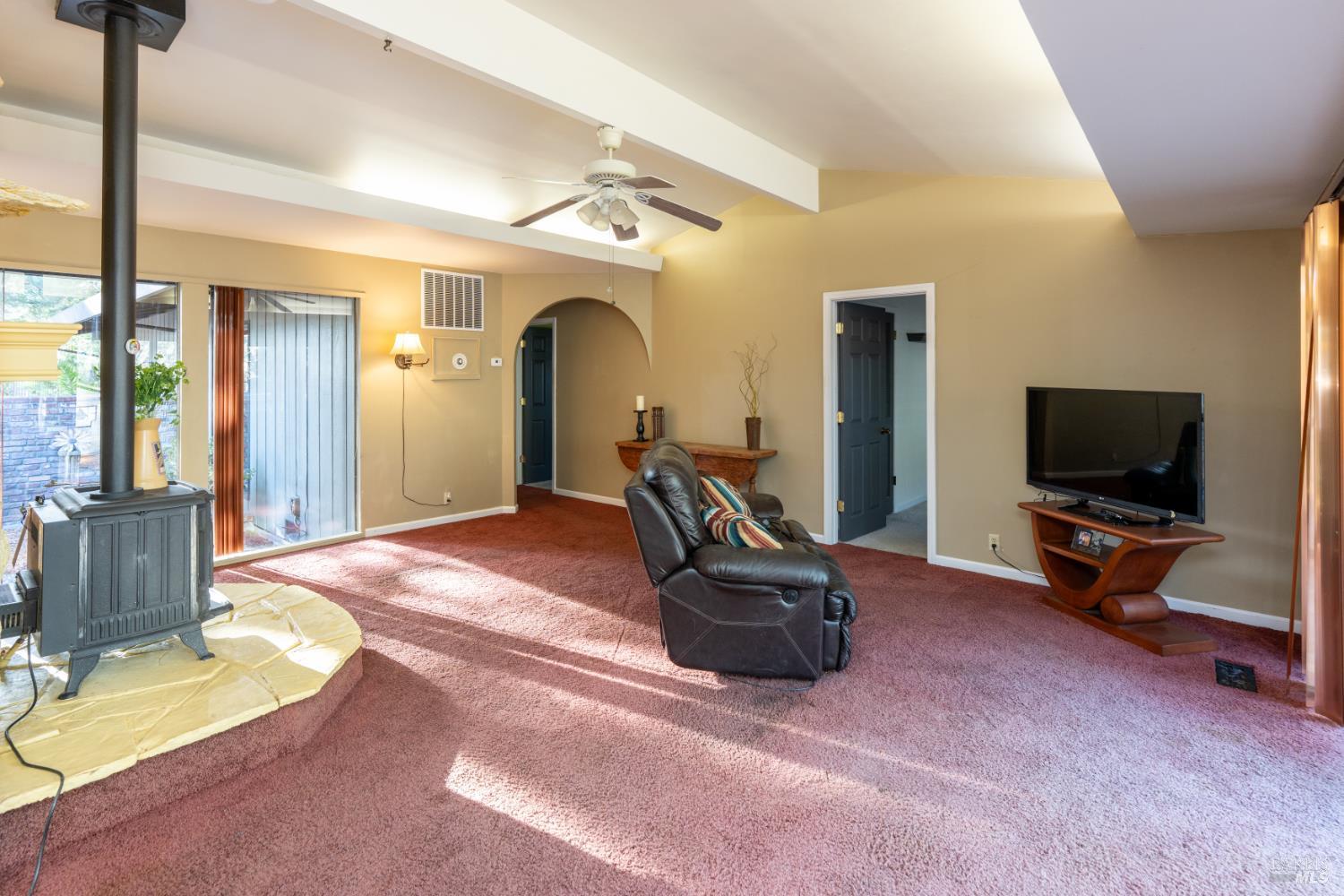 19409 Olive Avenue El Verano CA 95476