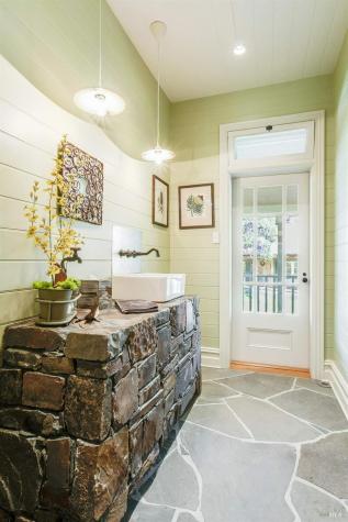 3820 Warm Springs Road Glen Ellen CA 95442