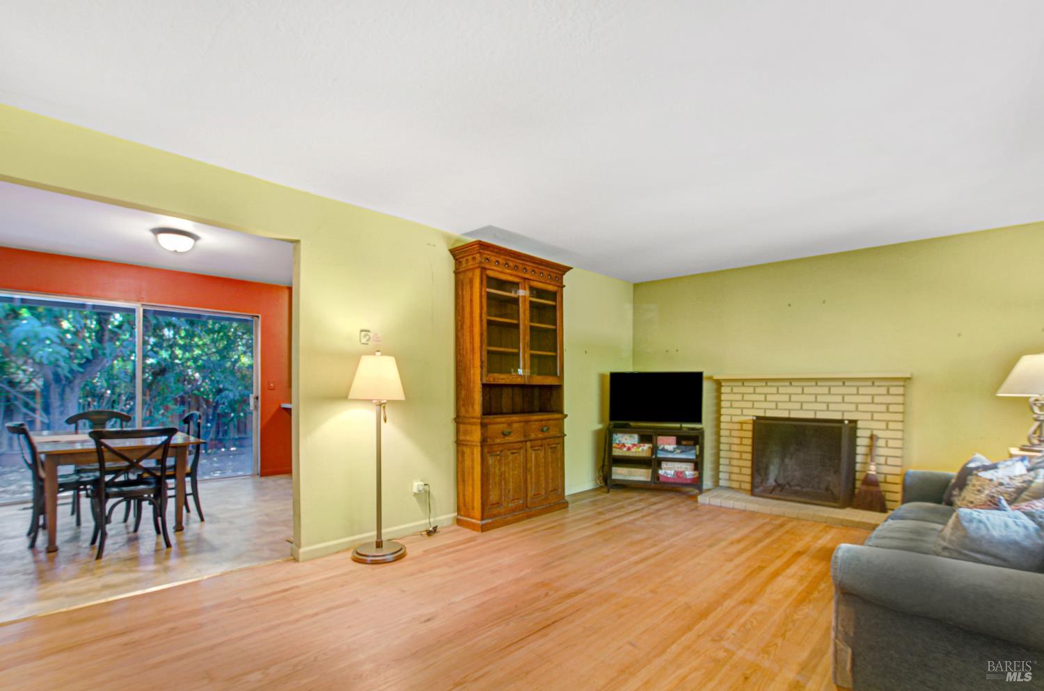 346 Lake Street Sonoma CA 95476