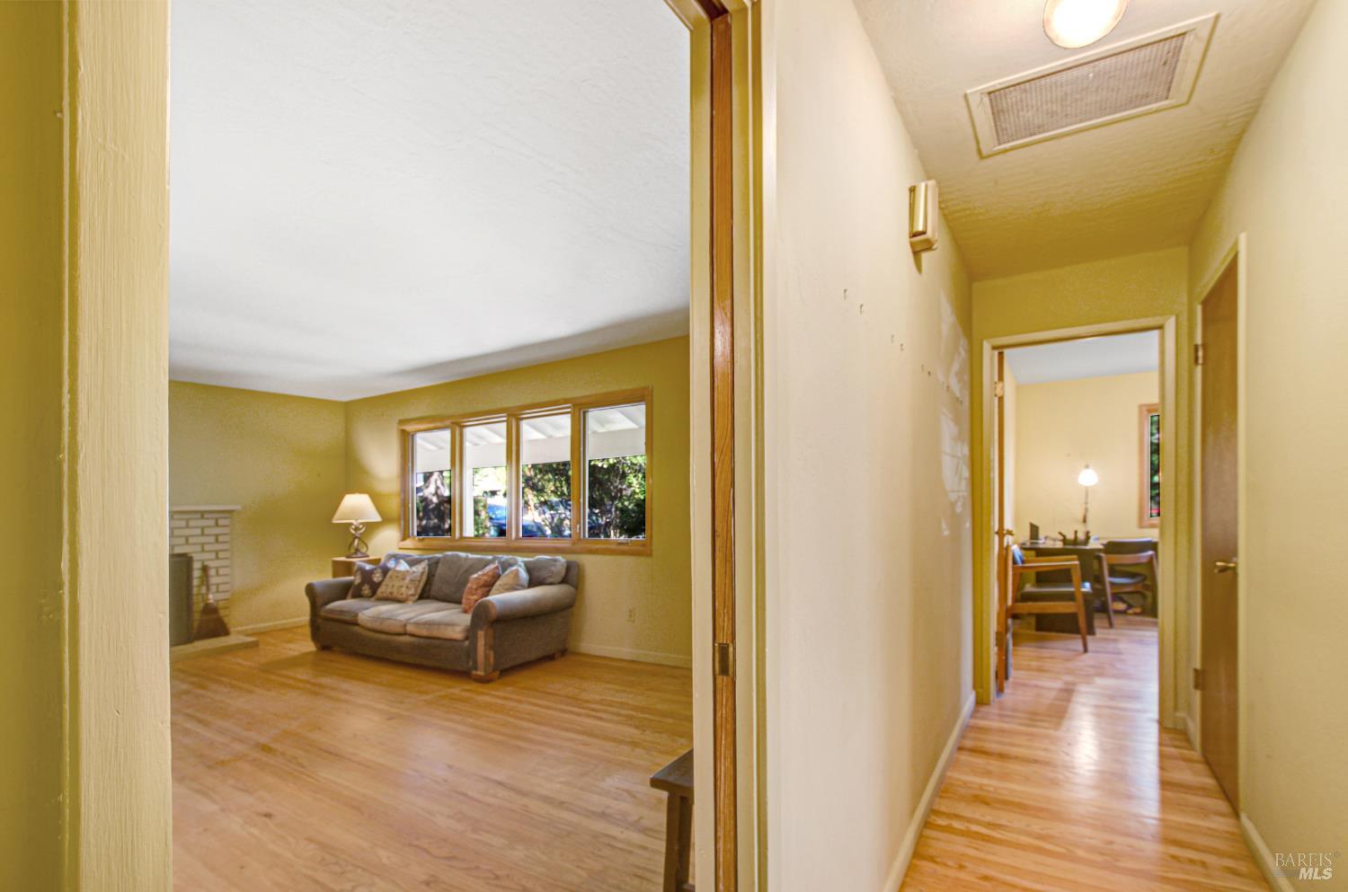 346 Lake Street Sonoma CA 95476