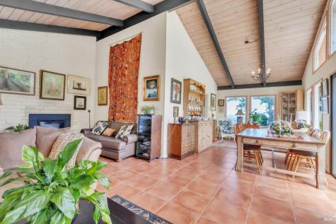 4552 Belmont Court Sonoma CA 95476