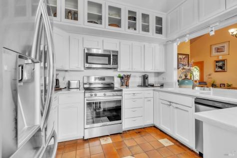 4552 Belmont Court Sonoma CA 95476