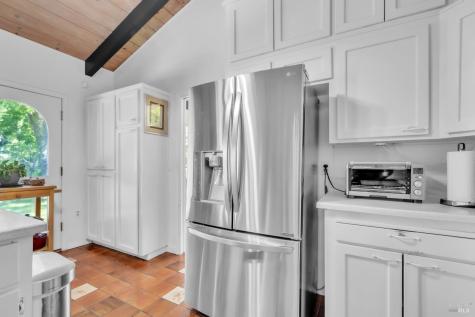 4552 Belmont Court Sonoma CA 95476
