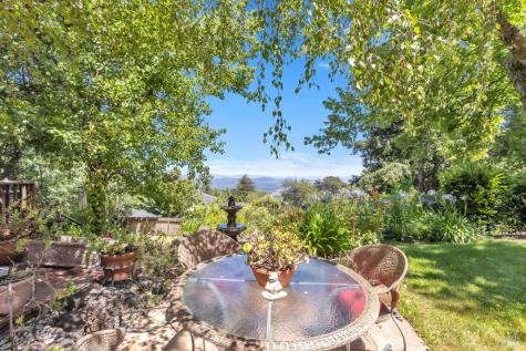 4552 Belmont Court Sonoma CA 95476