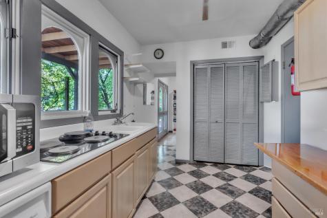 4552 Belmont Court Sonoma CA 95476