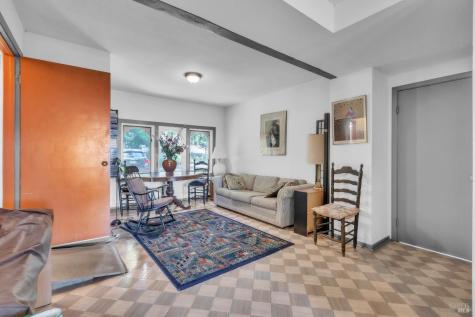 4552 Belmont Court Sonoma CA 95476