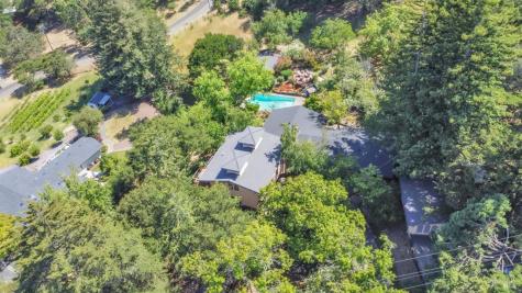 4552 Belmont Court Sonoma CA 95476