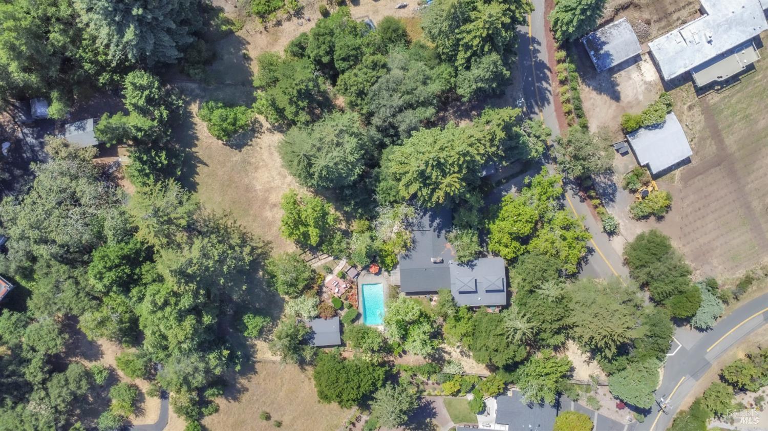 4552 Belmont Court Sonoma CA 95476