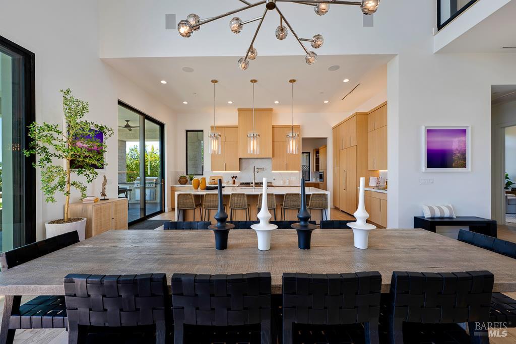 2240 Newgate Court Santa Rosa CA 95404