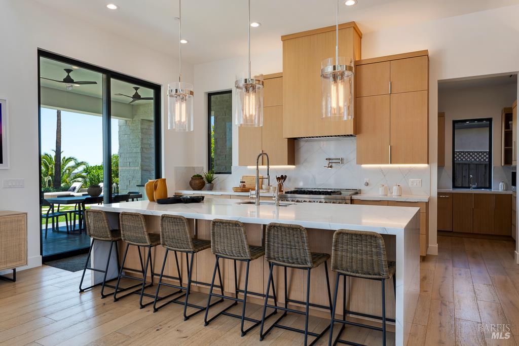 2240 Newgate Court Santa Rosa CA 95404