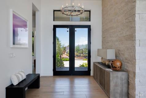 2240 Newgate Court Santa Rosa CA 95404