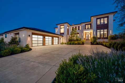 2240 Newgate Court Santa Rosa CA 95404