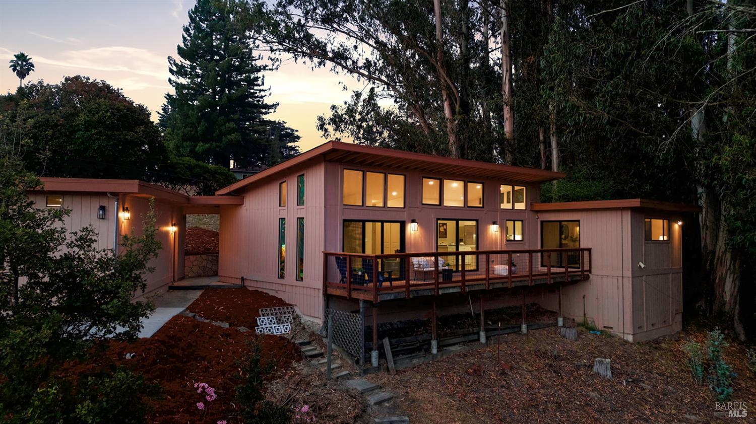 2455 Bloomfield Road Sebastopol CA 95472