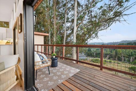 2455 Bloomfield Road Sebastopol CA 95472