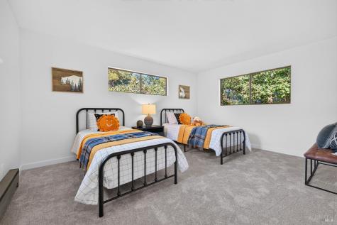 2455 Bloomfield Road Sebastopol CA 95472