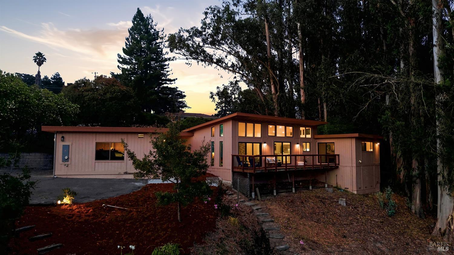 2455 Bloomfield Road Sebastopol CA 95472