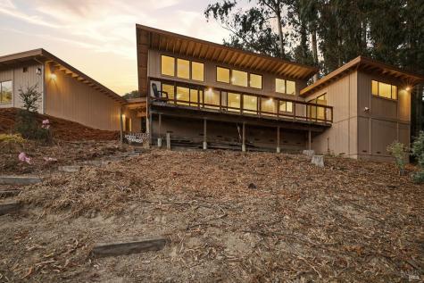 2455 Bloomfield Road Sebastopol CA 95472