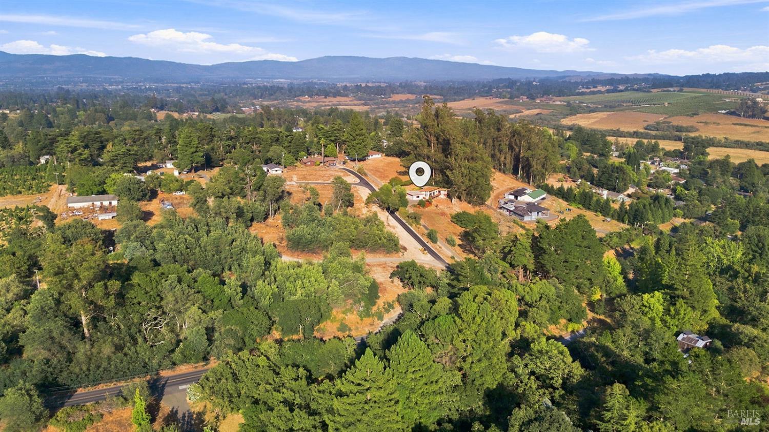 2455 Bloomfield Road Sebastopol CA 95472