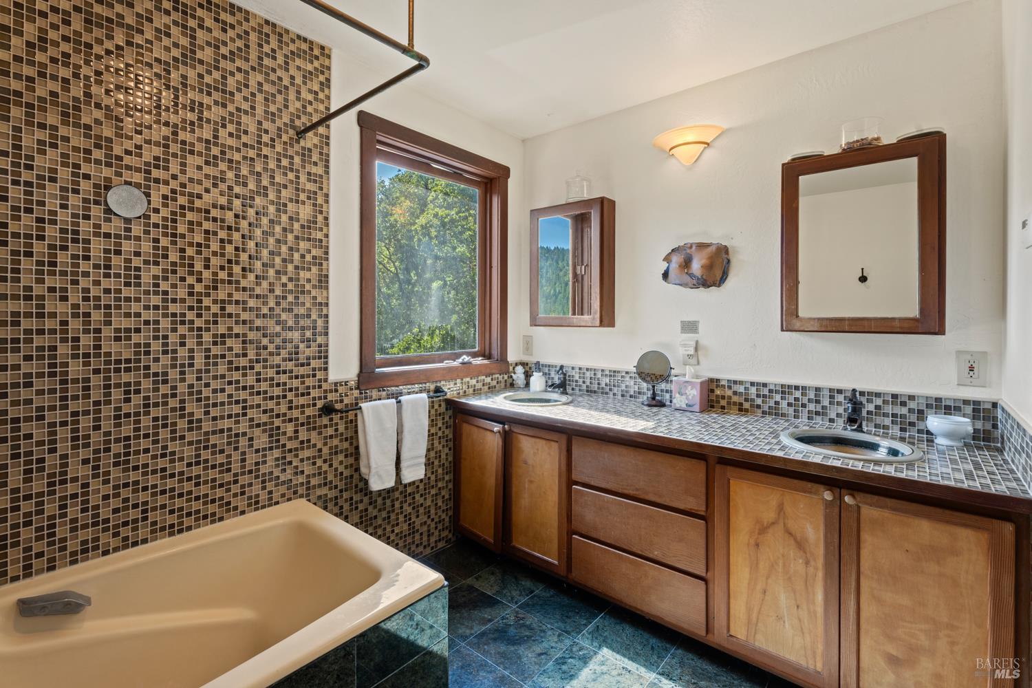 21200 Orr Springs Road Ukiah CA 95482
