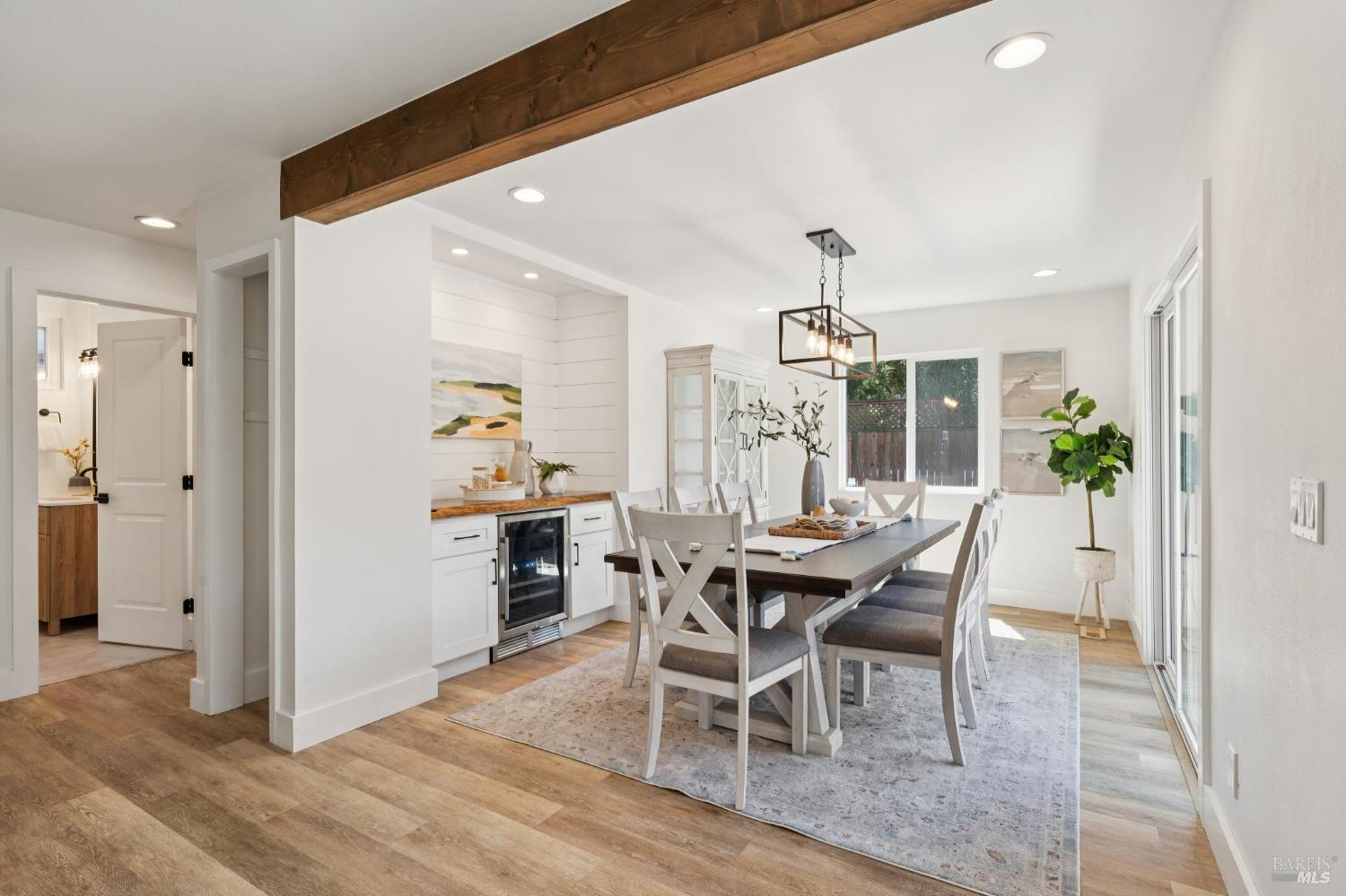 1549 Creekside Drive Petaluma CA 94954