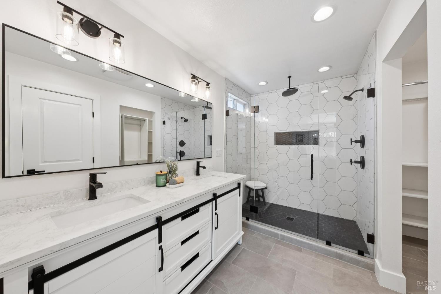 1549 Creekside Drive Petaluma CA 94954