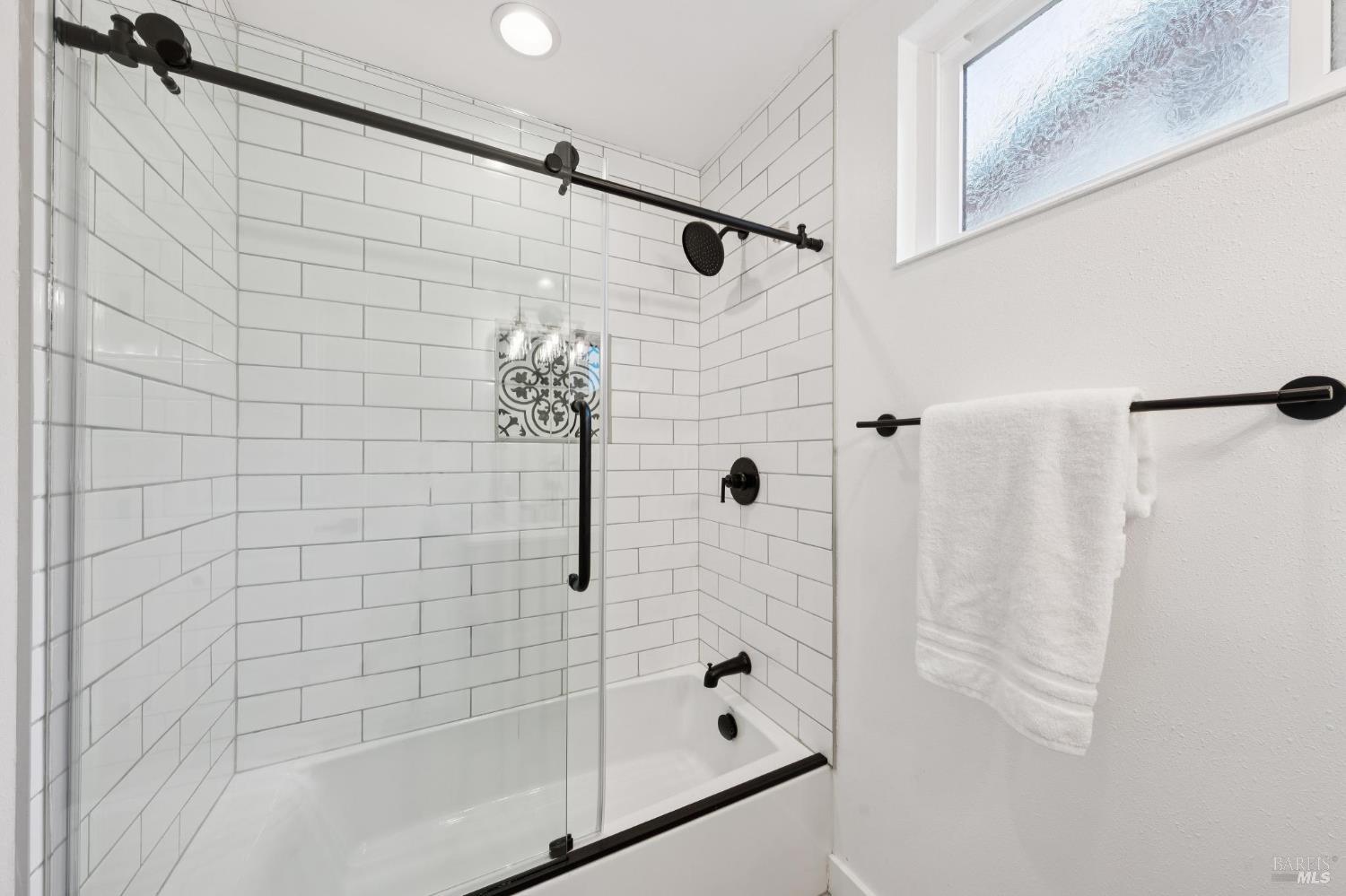 1549 Creekside Drive Petaluma CA 94954