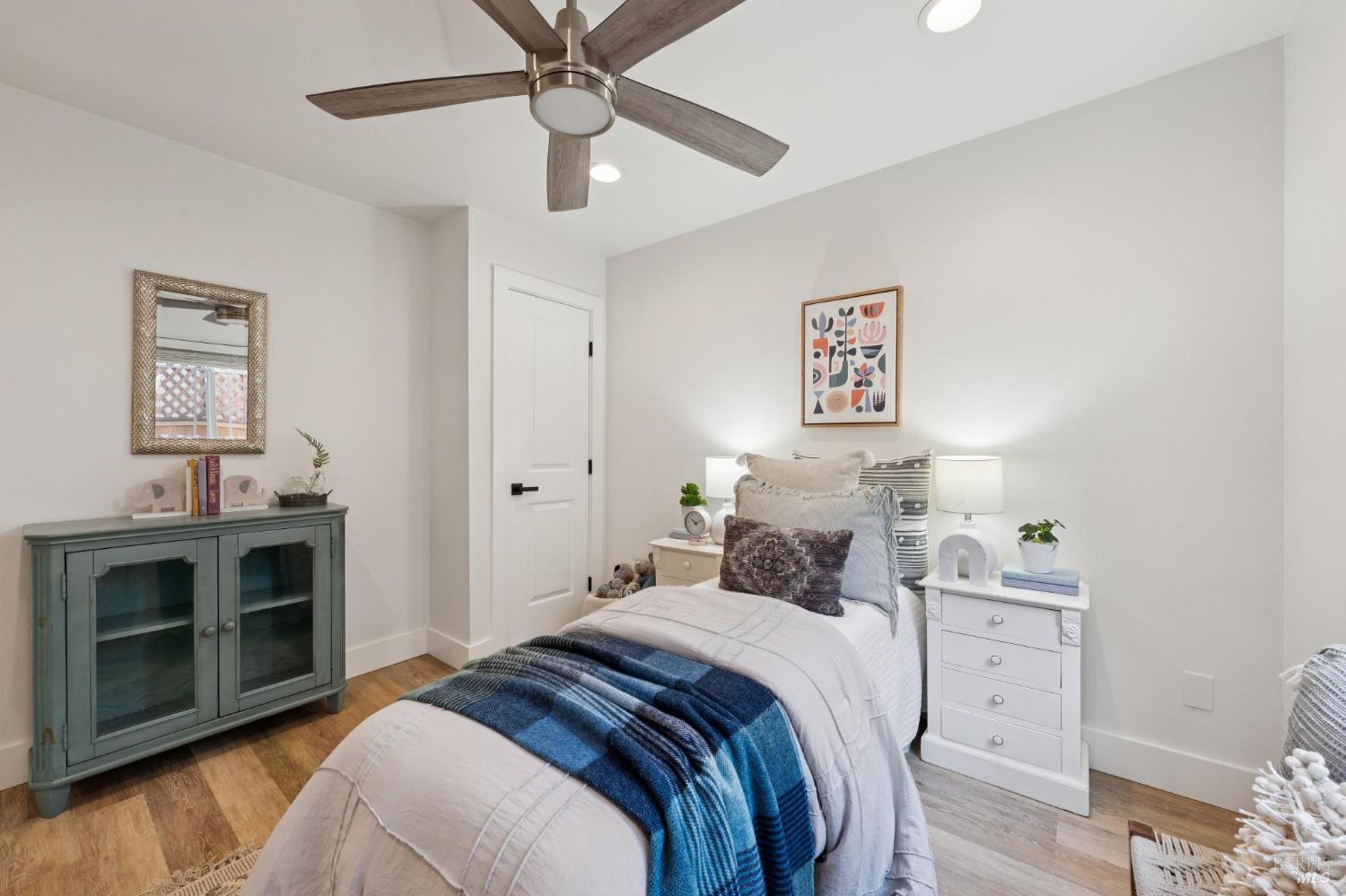 1549 Creekside Drive Petaluma CA 94954