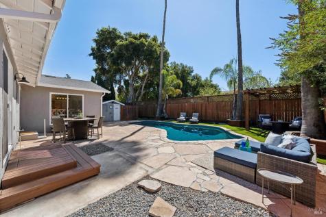 1549 Creekside Drive Petaluma CA 94954
