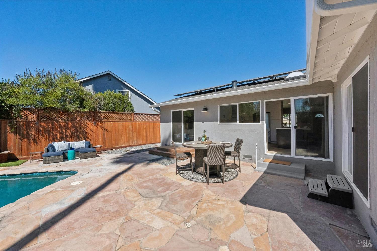 1549 Creekside Drive Petaluma CA 94954