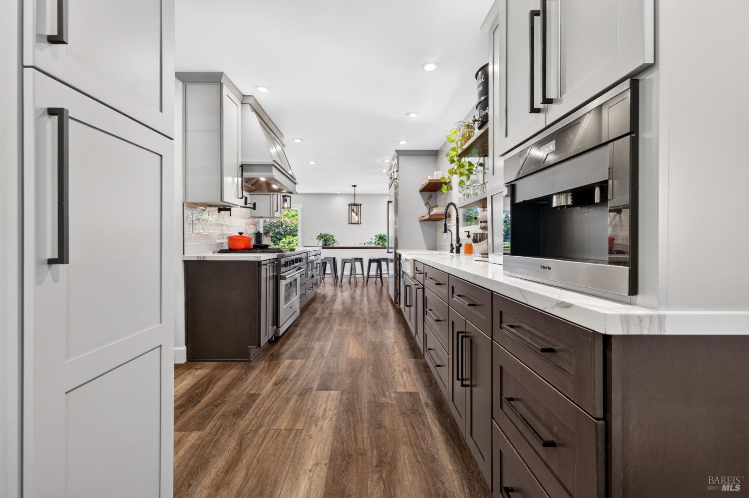 1916 Marian Lane Santa Rosa CA 95405