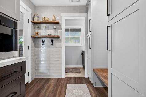 1916 Marian Lane Santa Rosa CA 95405