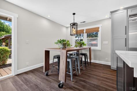 1916 Marian Lane Santa Rosa CA 95405