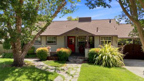 1916 Marian Lane Santa Rosa CA 95405