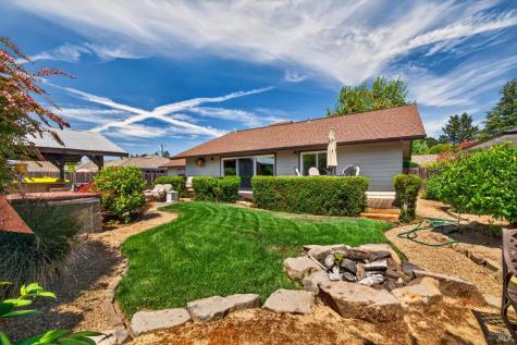 1916 Marian Lane Santa Rosa CA 95405