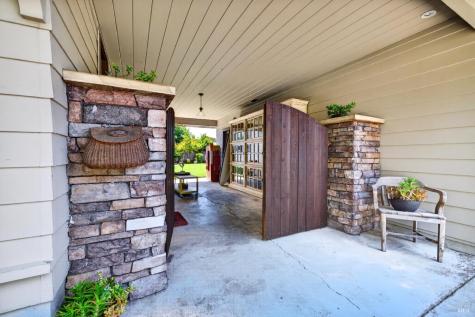 1916 Marian Lane Santa Rosa CA 95405