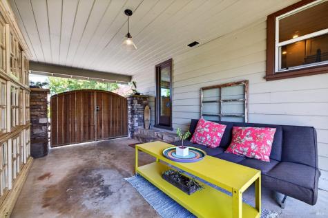 1916 Marian Lane Santa Rosa CA 95405