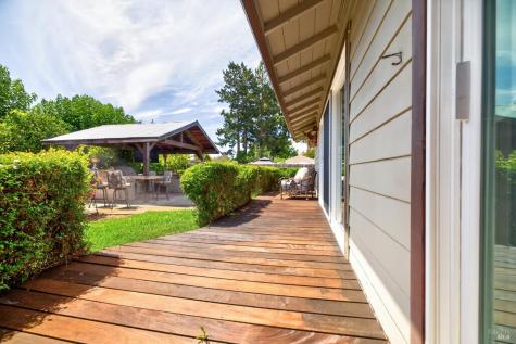 1916 Marian Lane Santa Rosa CA 95405