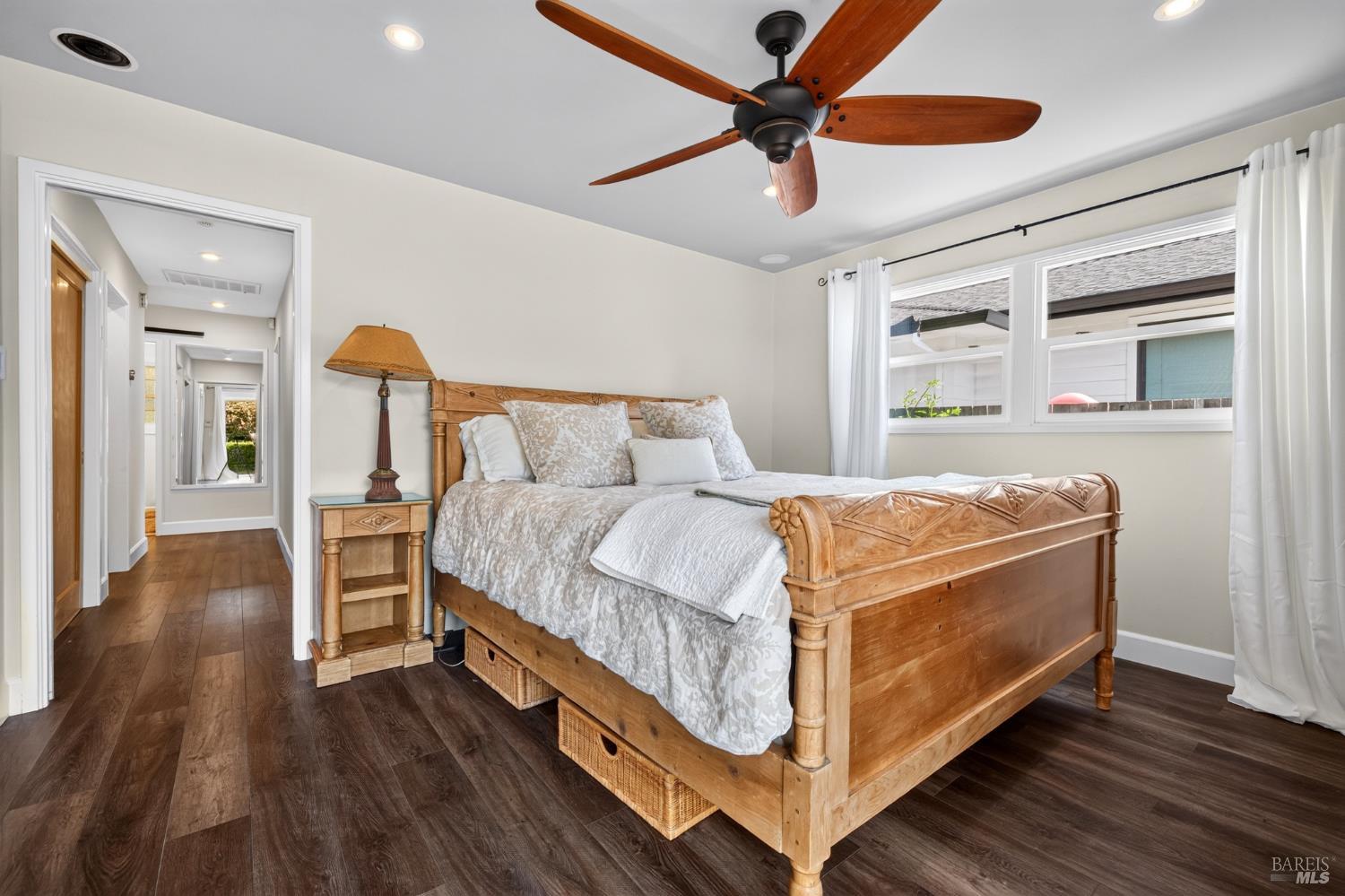 1916 Marian Lane Santa Rosa CA 95405