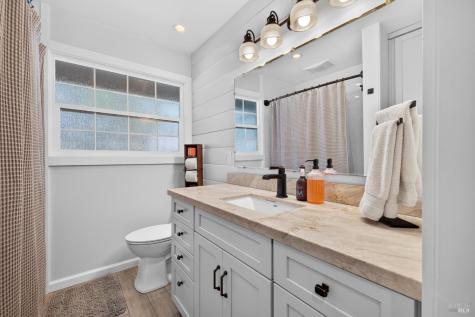 1916 Marian Lane Santa Rosa CA 95405